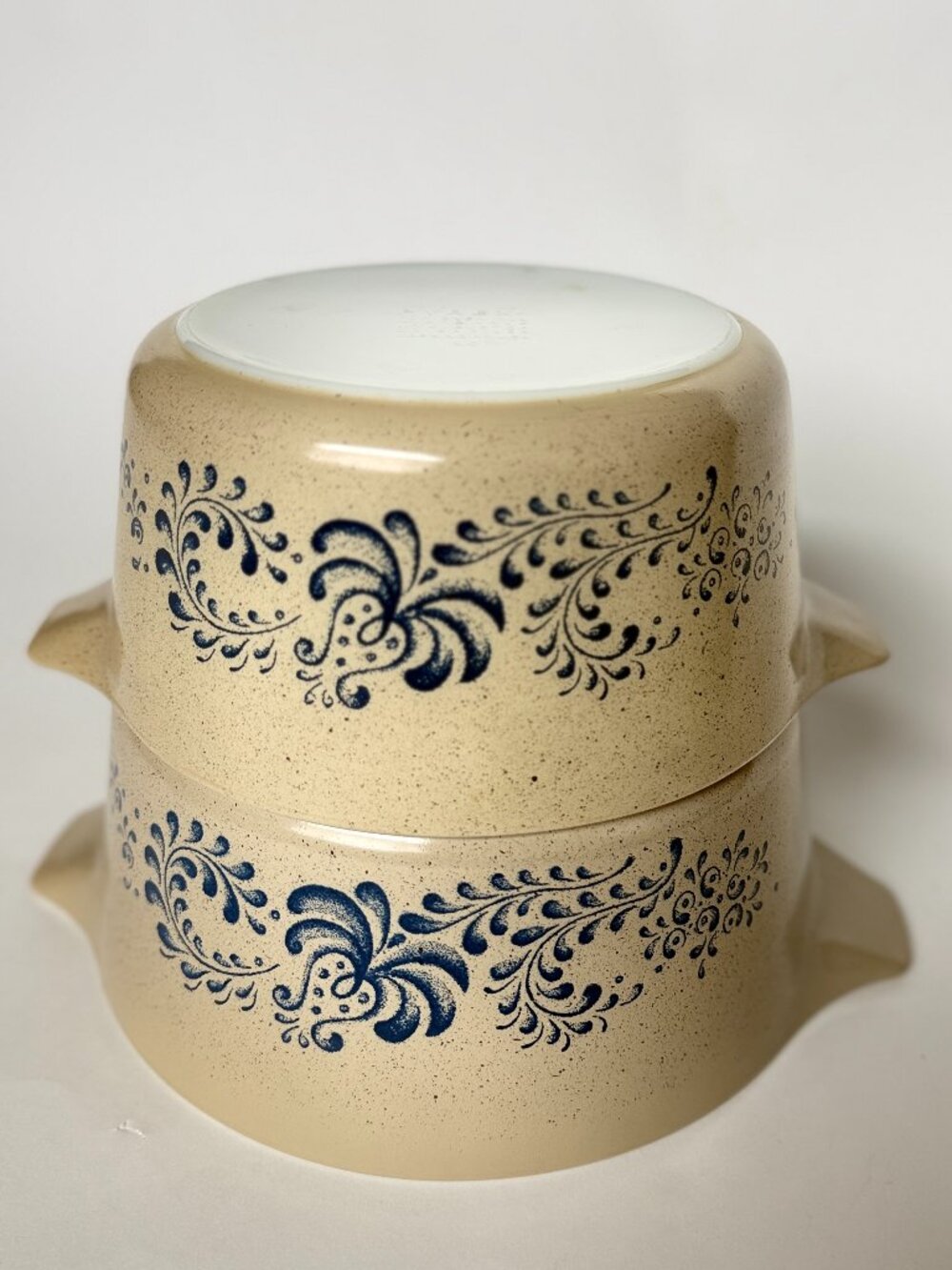 Pyrex Set of 2 Homestead 474-B 475-B Casserole Dish Tan Blue Speckle 1.5L 2.5L